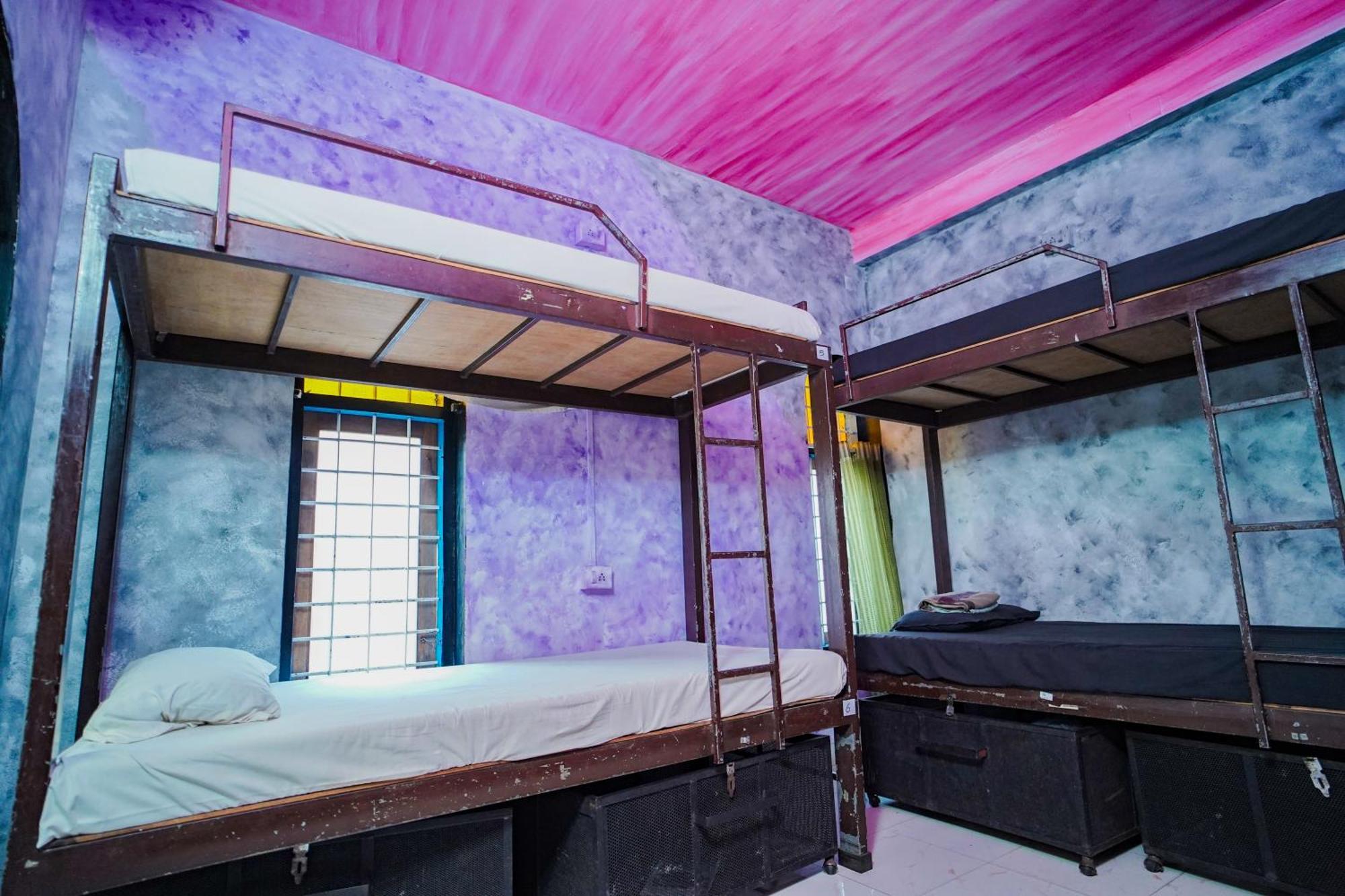 Santa Maria Hostel Munroe Island Mundrothuruth Экстерьер фото